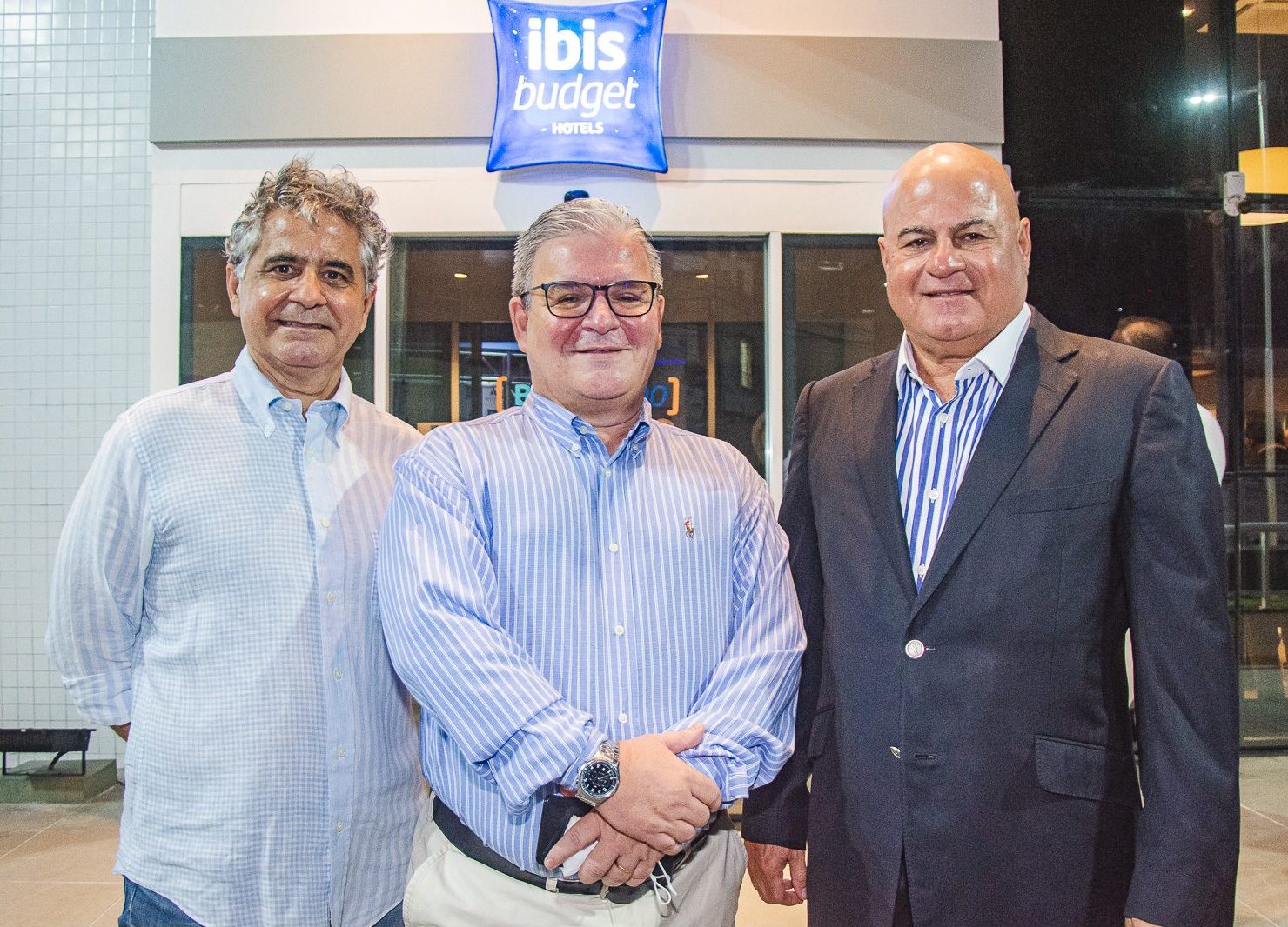 ibis budget Praia de Iracema inaugurado em solenidade festiva e com pompa ibis budget Praia de Iracema inaugurado em solenidade festiva e com pompa