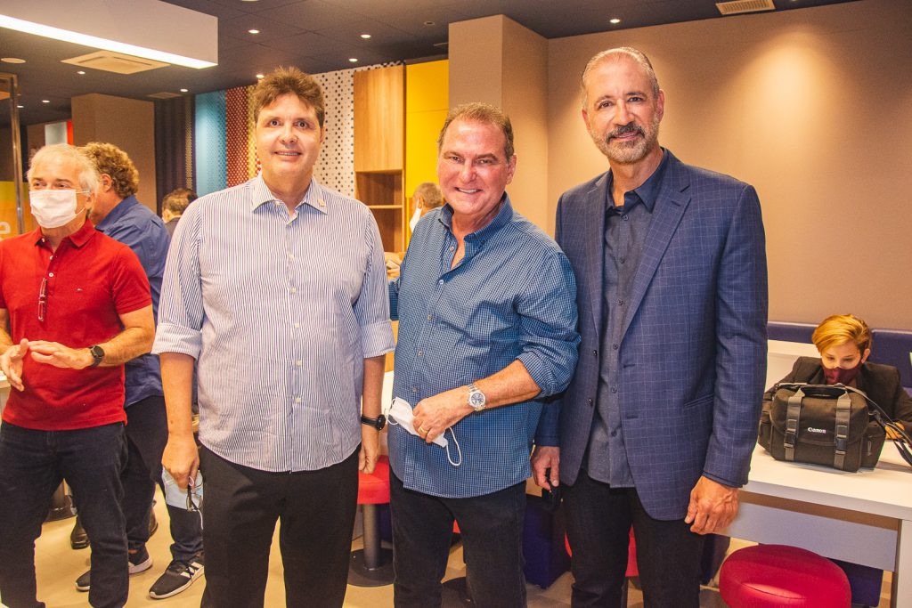 Marcos Oliveira, Jorio Da Escossia E Regis Medeiros