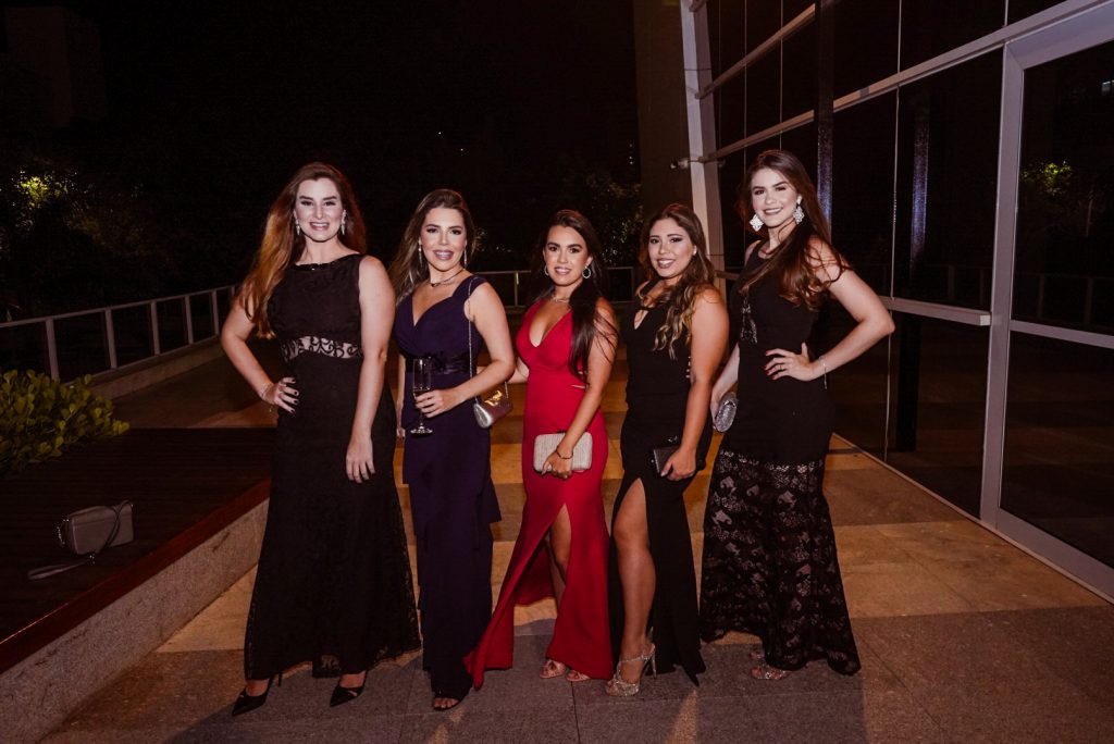 Marina Santiago Carolina Sampaio Ivna Cavalcante Luiza Forte