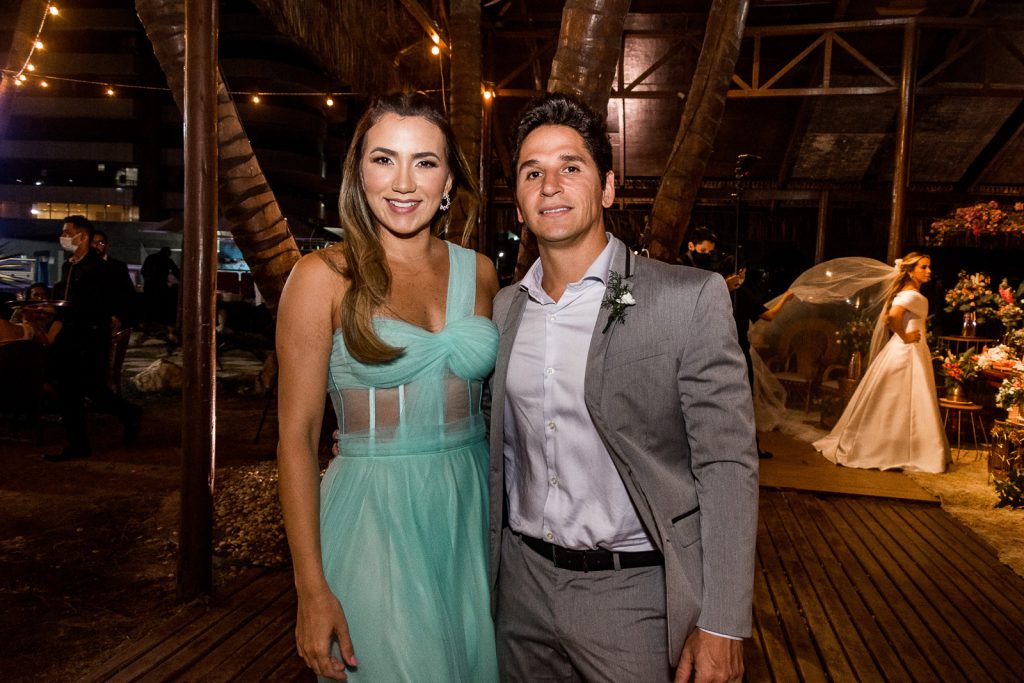 Mayara Muniz E Claudio Pinheiro