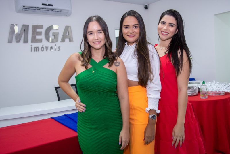 Celebração - Mega Imóveis brinda seus 30 anos no mercado com inauguração de nova unidade em Caucaia