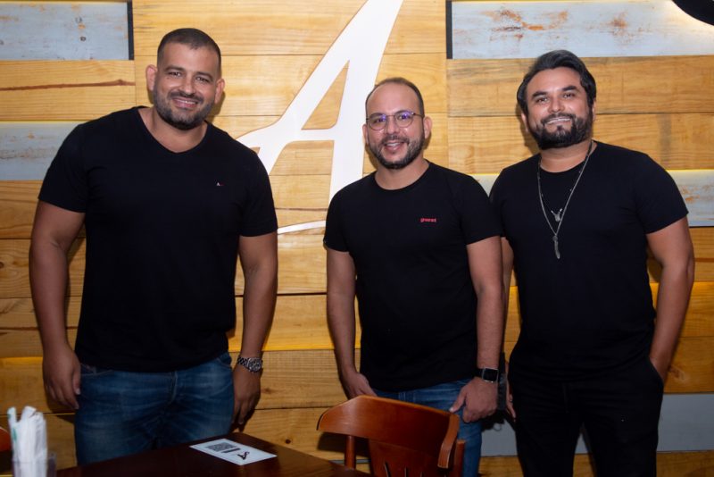 Agito e badalação - Em evento teste, Austin reabre suas portas em novo formato a um público seleto