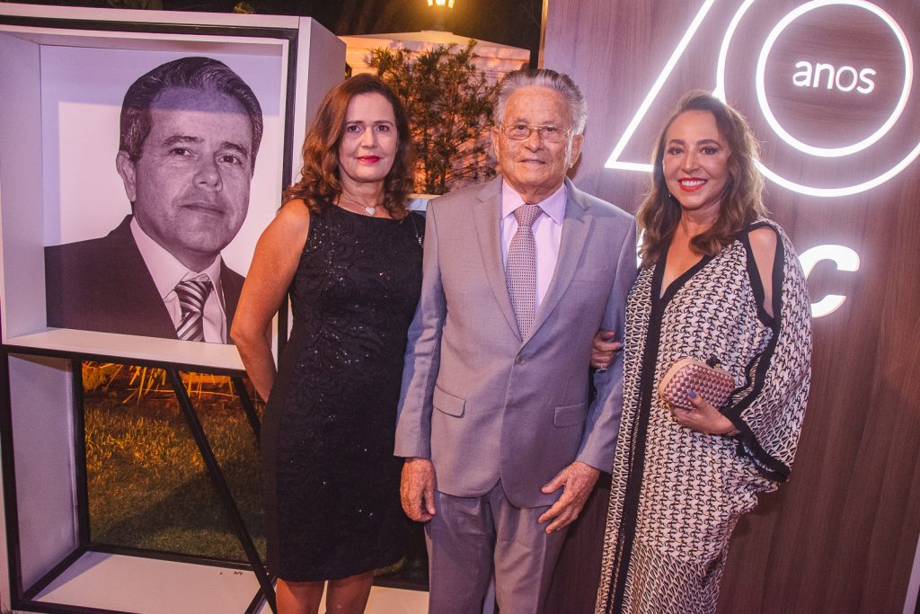Rossana Bezerra De Menezes, Ivan Bezerra E Tania Sales