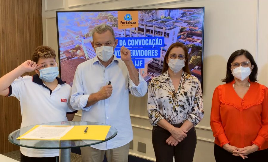 Sarto anuncia a convocação de 213 novos profissionais de saúde para o IJF em 2022 Sarto anuncia a convocação de 213 novos profissionais de saúde para o IJF em 2022