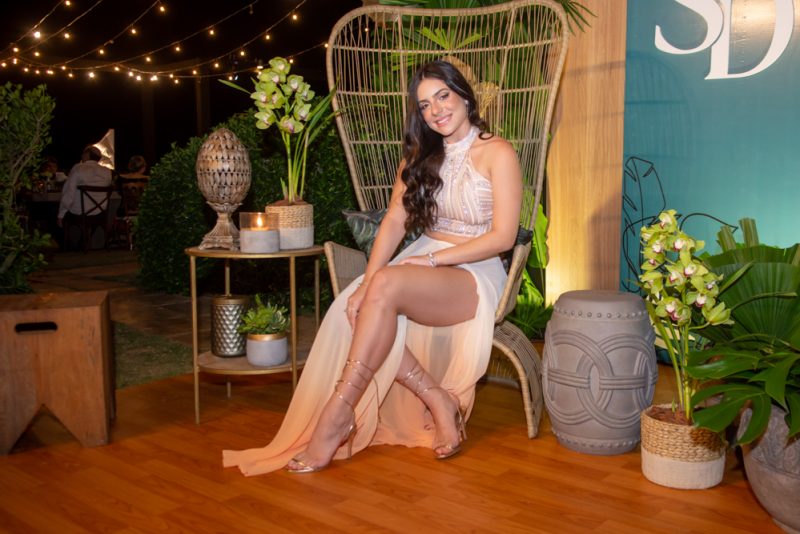 Debut - Herdeira de Maria Clara e Leonardo Dall’Olio, Sophia Dall’Olio celebra seus 15 anos na Praia da Taíba