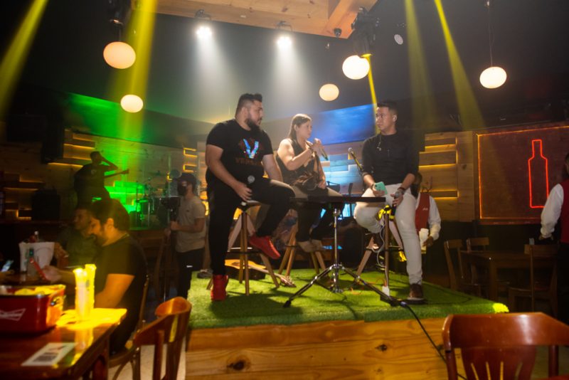 Agito e badalação - Em evento teste, Austin reabre suas portas em novo formato a um público seleto