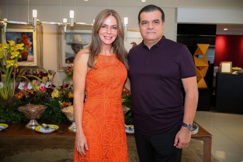 Celebrando o amor - Camille Bezerra e Edmar Feitosa Neto recebem seus padrinhos de casamento para sunset especial