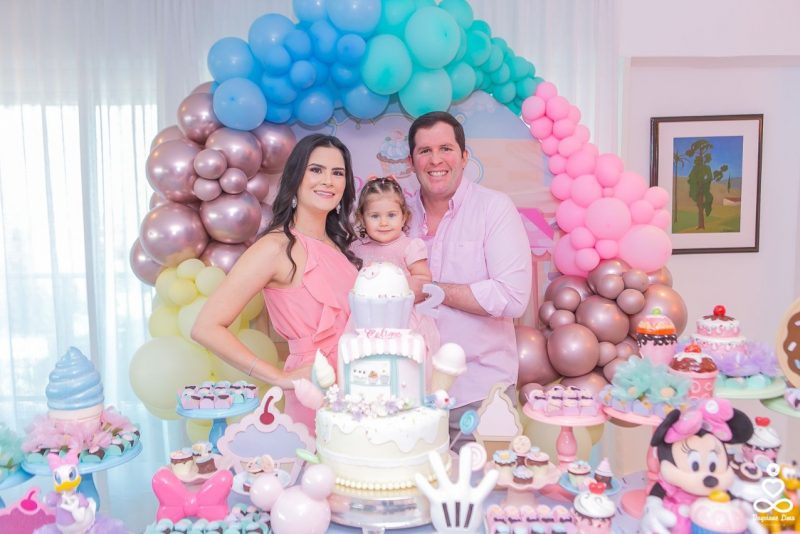 Happy B-day - Camile Quintão e Rodrigo Carneiro comemoram os 2 anos de Celine