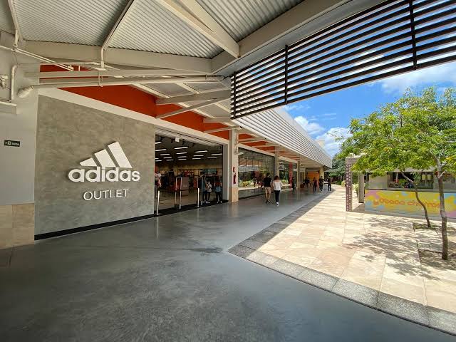 Que tal aproveitar o próximo feriado para fazer compras? Vem conferir esta dica!