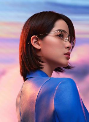 Ouyang Nana é a nova embaixadora global da linha eyewear da Salvatore Ferragamo