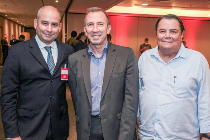 Encontro de líderes - Emília Buarque recebe José Sarto em almoço empresarial do Lide Ceará