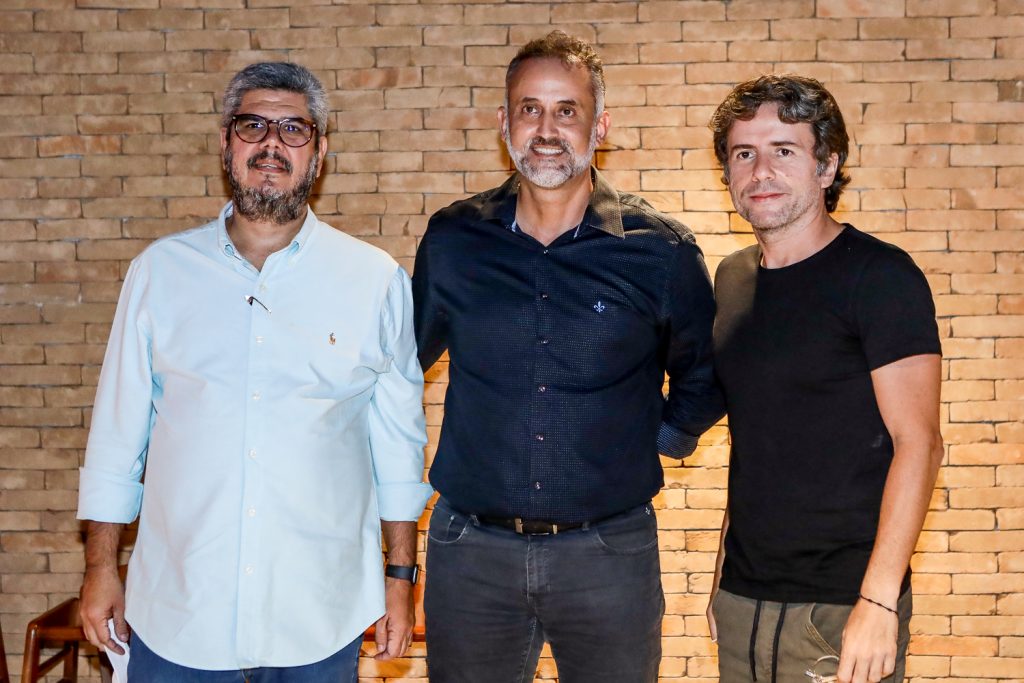 Andre Ribeiro, Henrique Donato E Ciro Thomaz