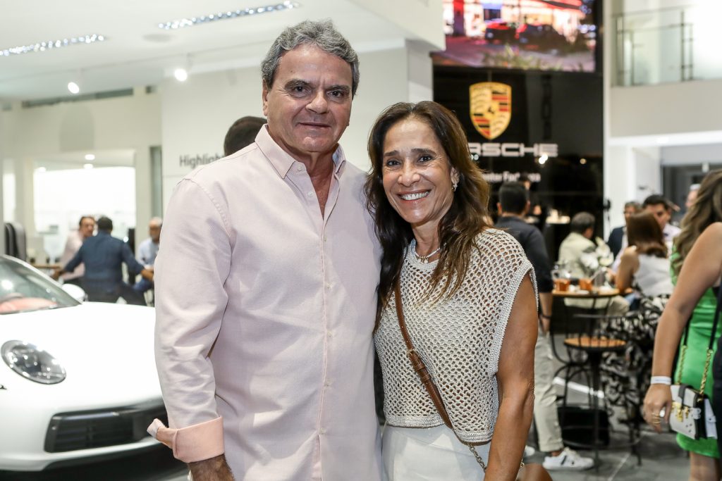 Antonio Jose E Elizabeth Carvalho