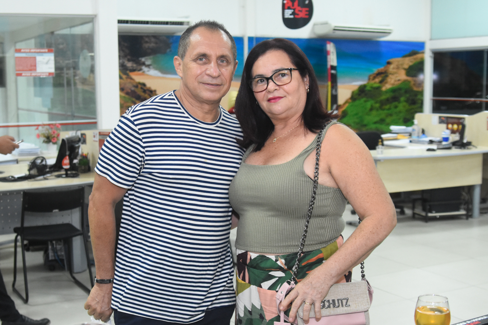 Armando Mendes E Maritana Souza