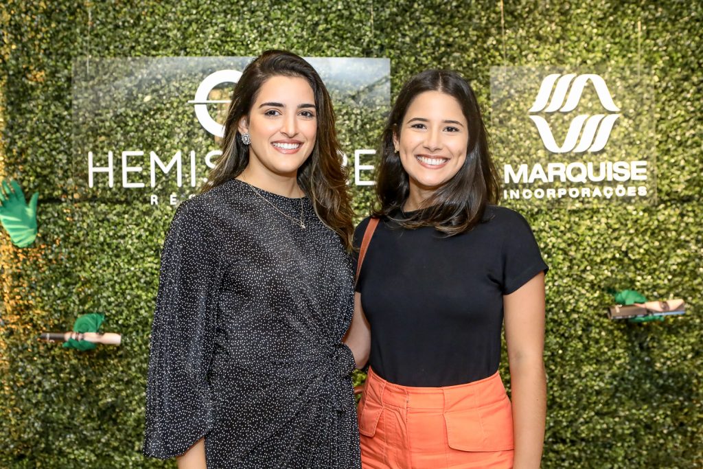 Camila Claudino E Isadora Frota