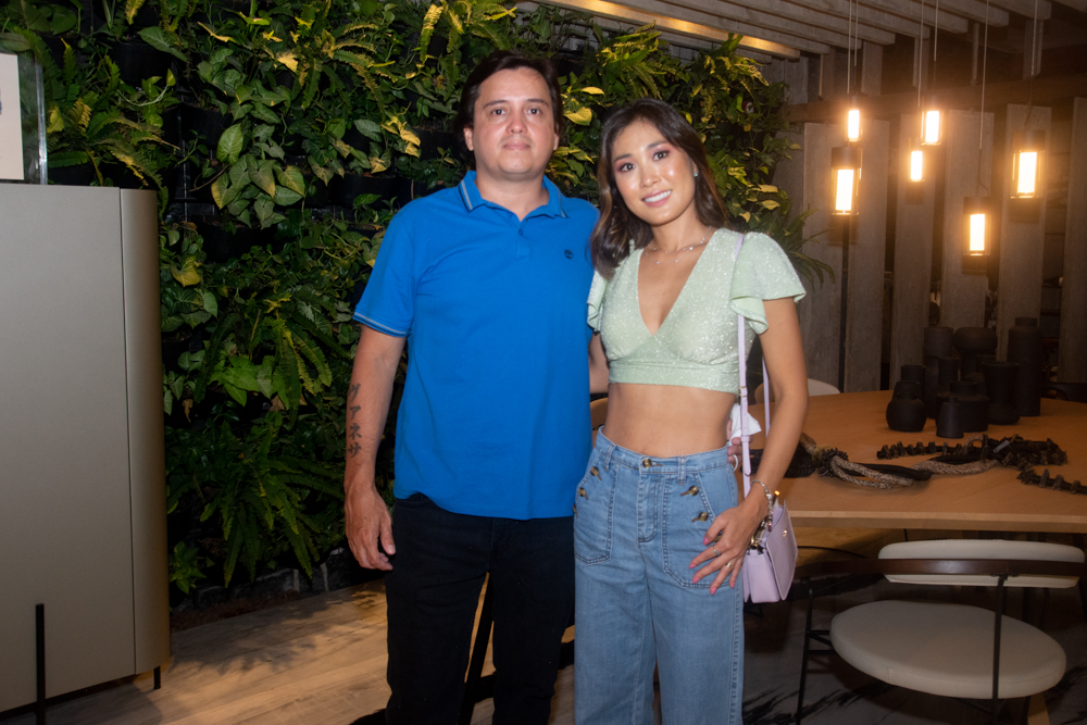 Carlos Bueno E Vanessa Kawashima