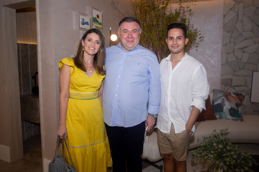 Carol Diniz, André Monte E Weverton Alves