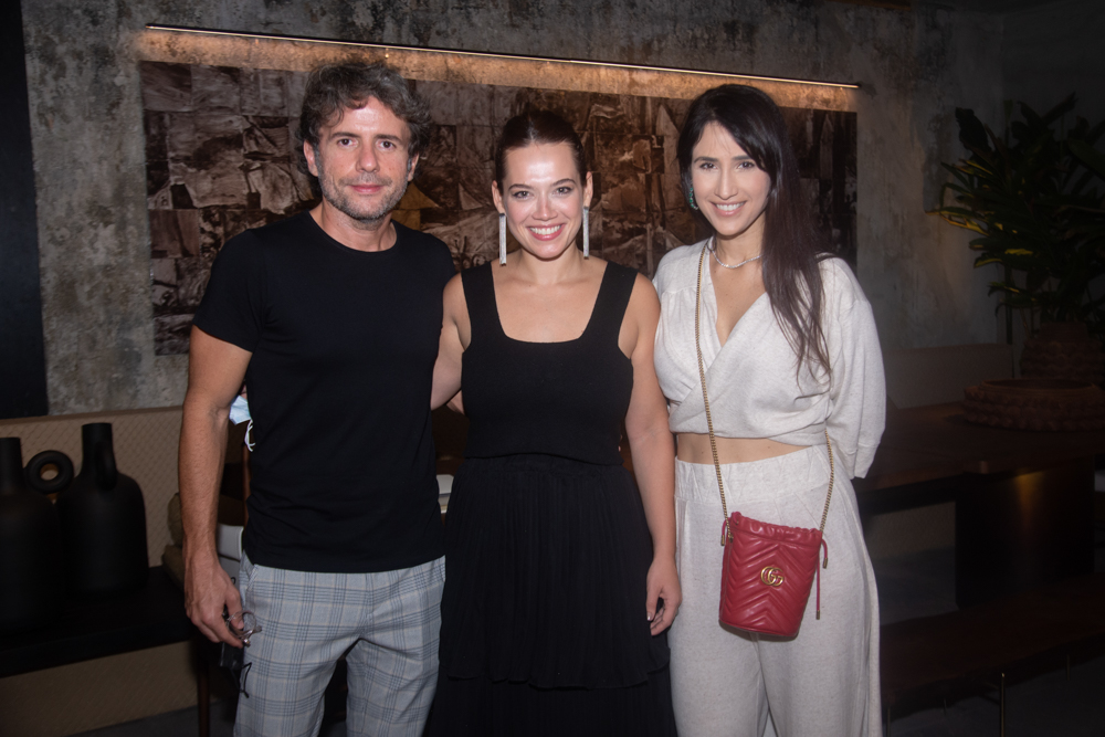 Ciro Thomaz, Anik Mourão E Lia Quinderé