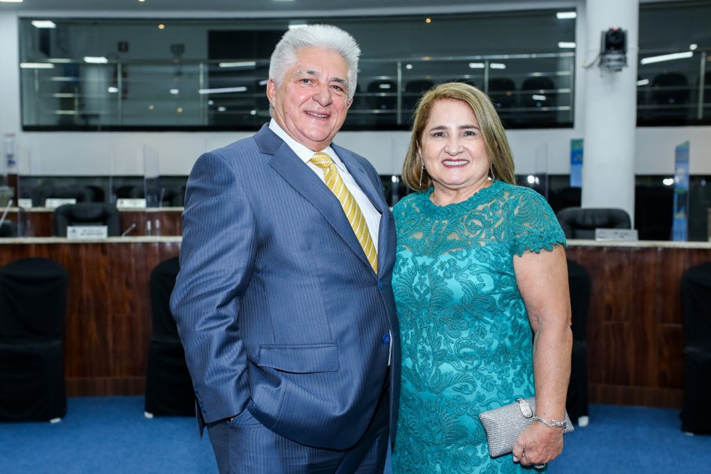 Deusmar E Auricelia Queiros