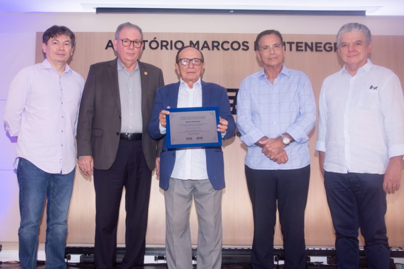 Novo espaço - FIEC inaugura auditório do Sesi Parangaba com homenagem a Marcos Montenegro