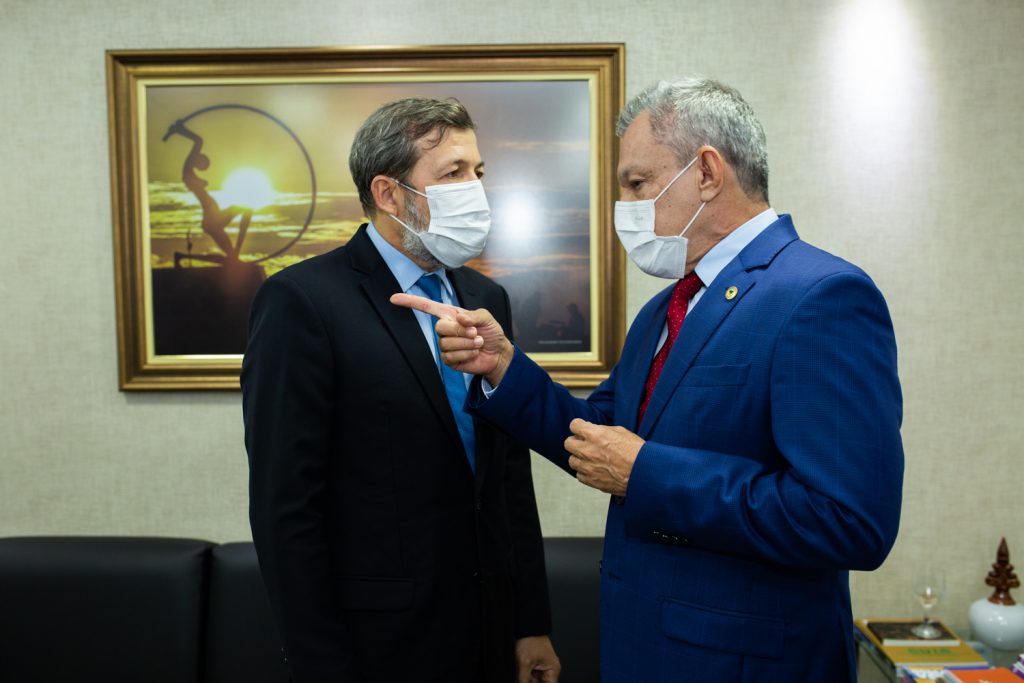 Elcio Batista E Sarto Nogueira