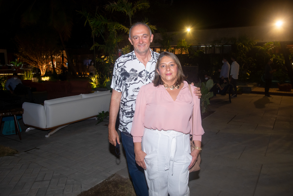 George Luis E Vania Martins