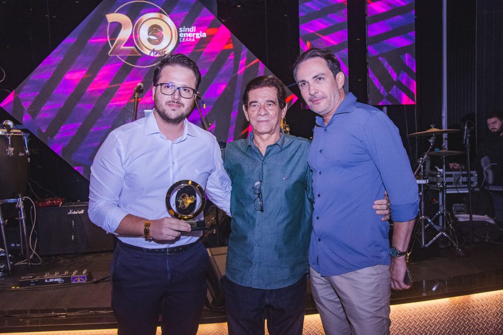 Hanter Pessoa E Elias Carmo E Luis Carlos Queiroz