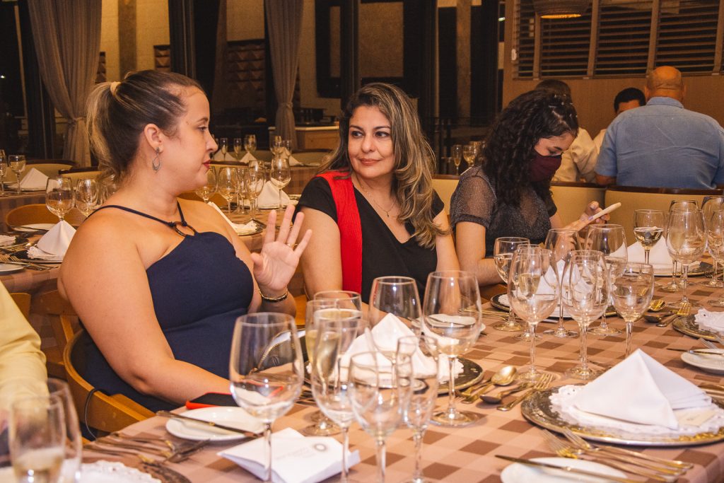Izakeline Ribeiro E Carla Soraya