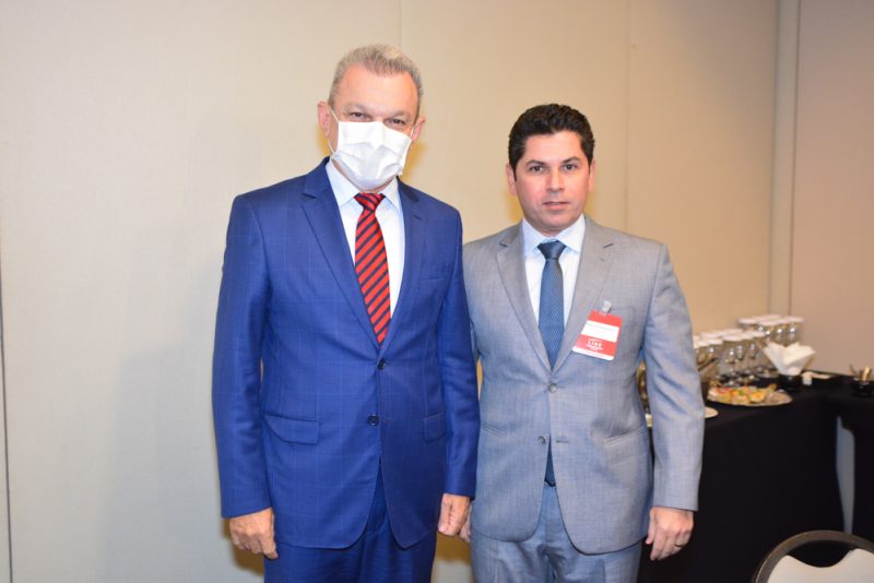 Encontro de líderes - Emília Buarque recebe José Sarto em almoço empresarial do Lide Ceará