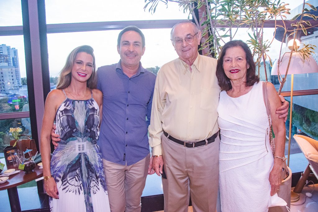 Larissa Queiroz, Luis Carlos Queiroz, Jurandir Picanco Junior E Eliane Picanco (2)