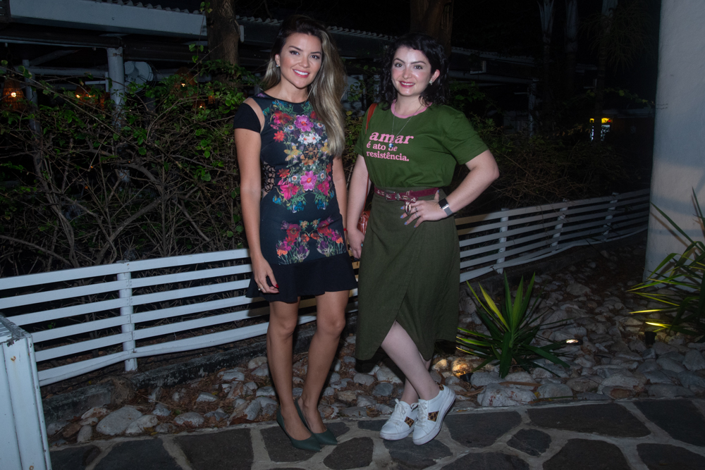 Lívia Baral E Wânyffer Monteiro