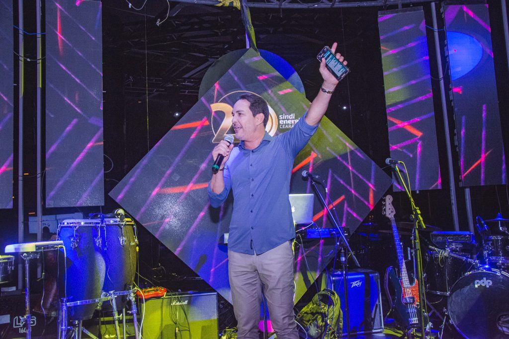 Luis Carlos Queiroz (7)