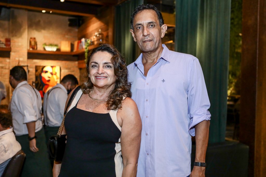 Meire E Welingtom Moura (1)