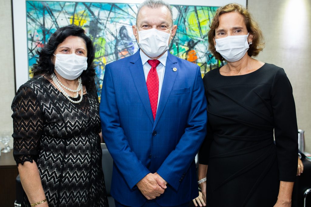 Nailde Pinheiro, Sarto Nogueira E Izolda Cela