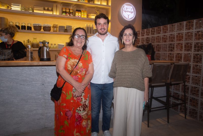 Nereide Figueiredo, André Secchin E Neuma Figueiredo