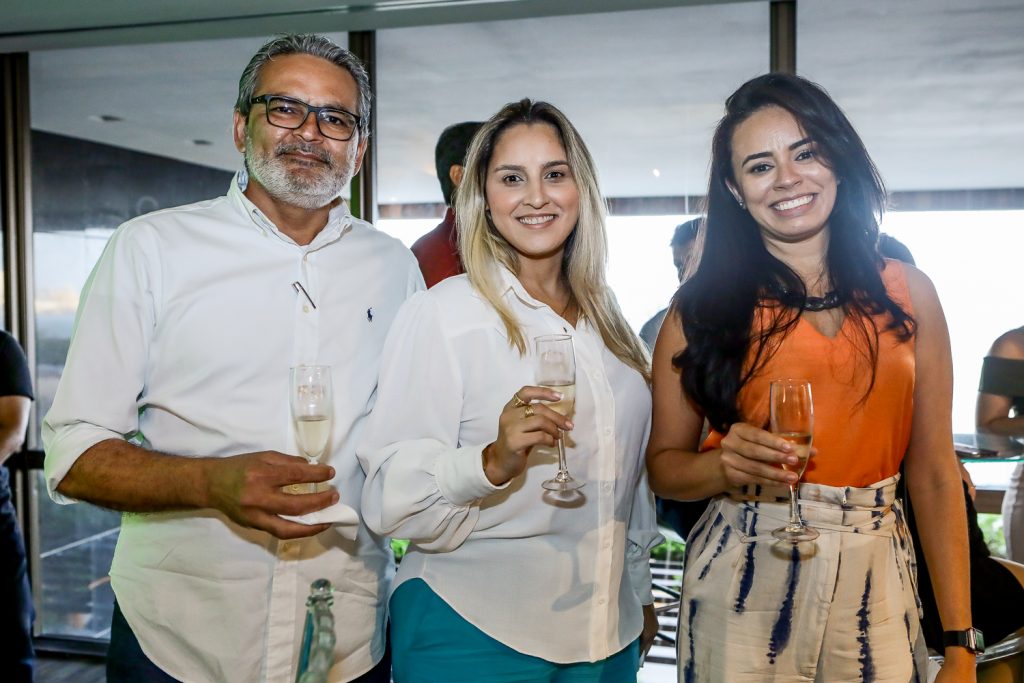 Newtom Rocha, Mayara Buceles E Patricia Minerva