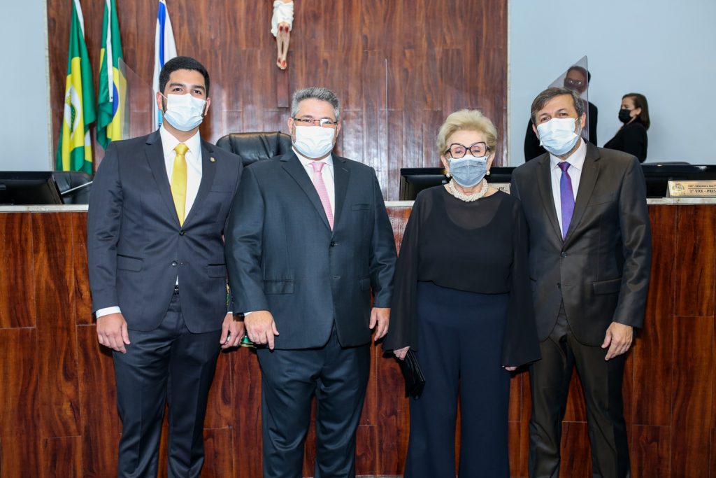 Pedro França, Mario Queiros, Socorro França E Elcio Batista