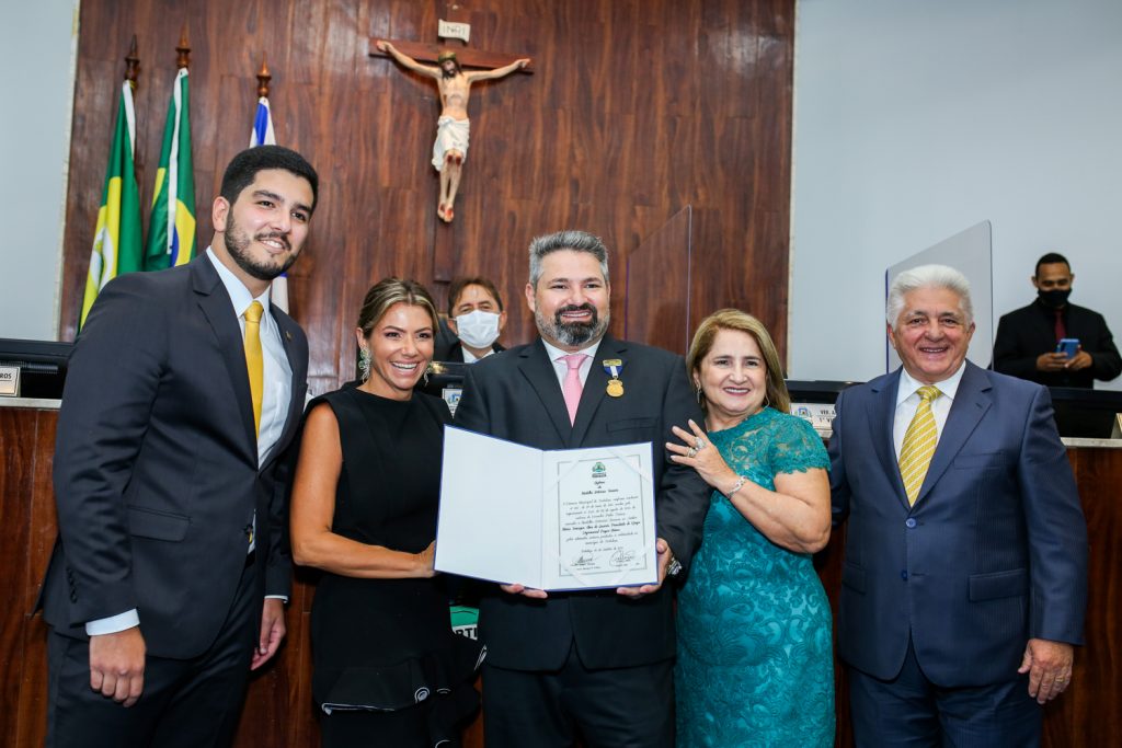 Pedro França,vanessa, Mario, Auricelia E Deusmar Queiros (1)