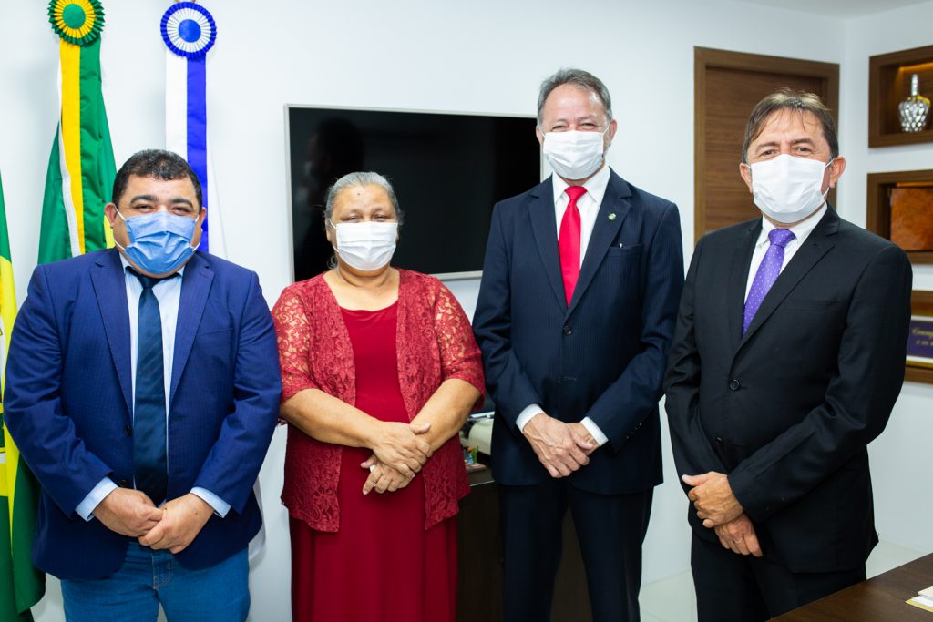 Raimundo Filho, Tia Francisca,acrisio Sena E Adail Junior