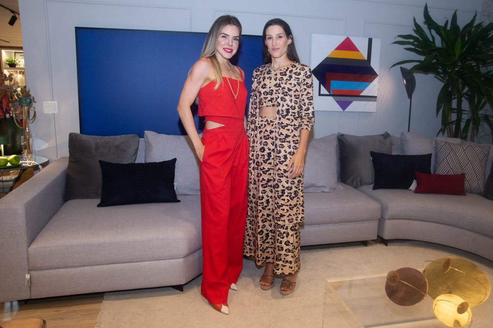Renata Pinheiro E Brenda Rolim