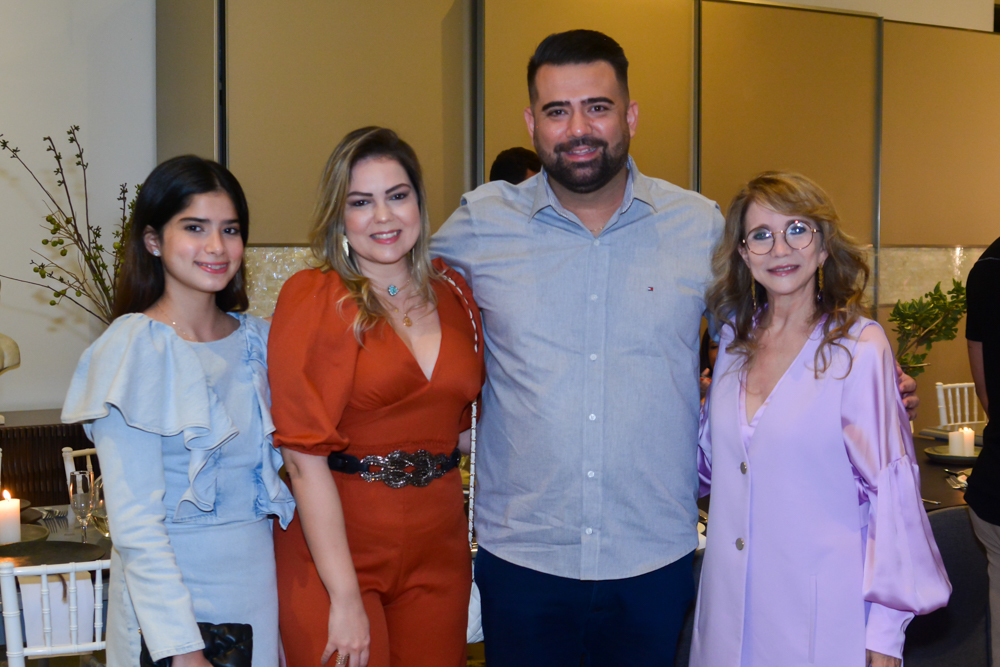 Tais Muniz, Renata Carvalho E Sofia Linhares