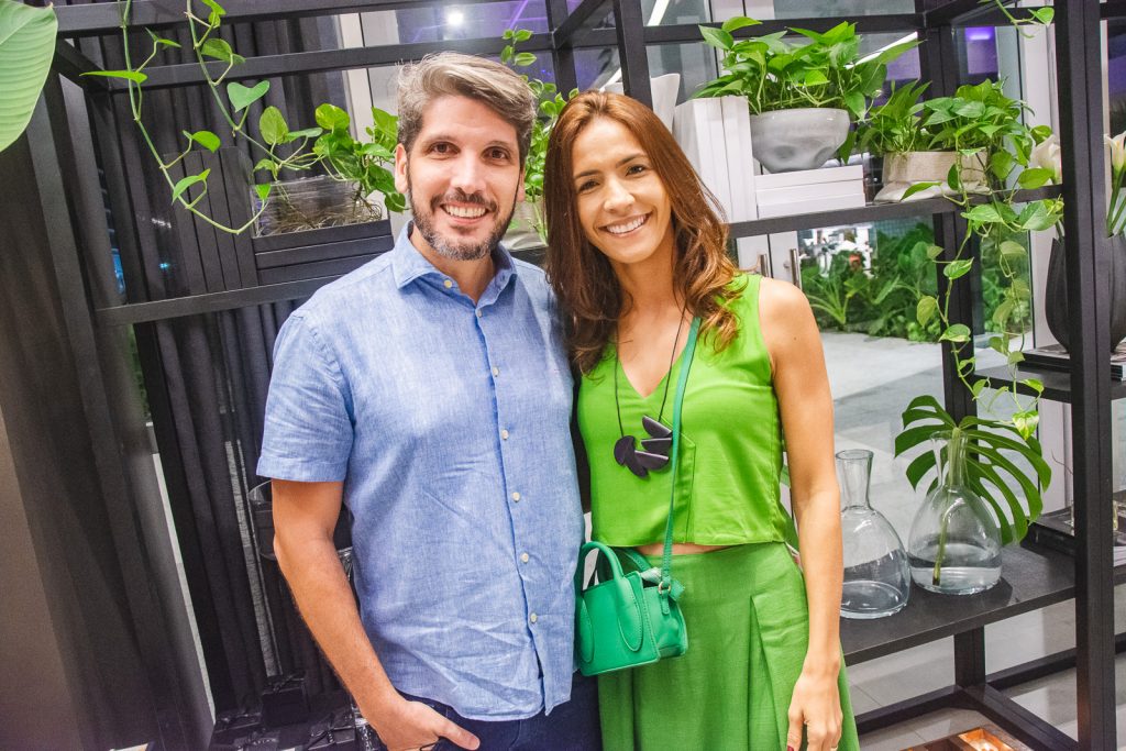 Thiago Cairo E Vanessa Araujo