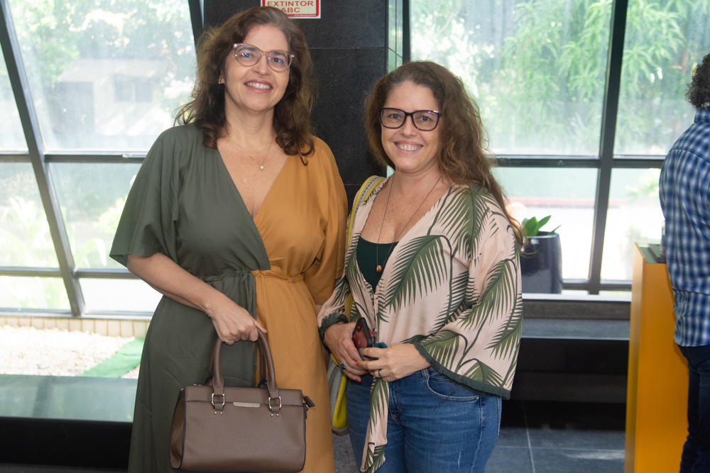 Adriana Marques E Sônia Laje