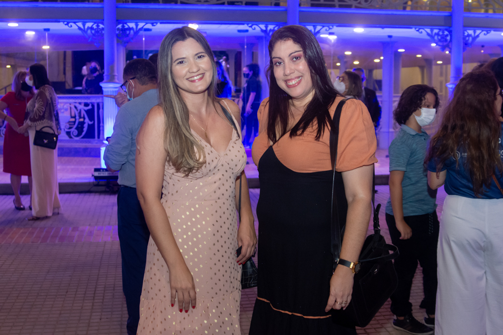 Alessandra Araújo E Paula Lima