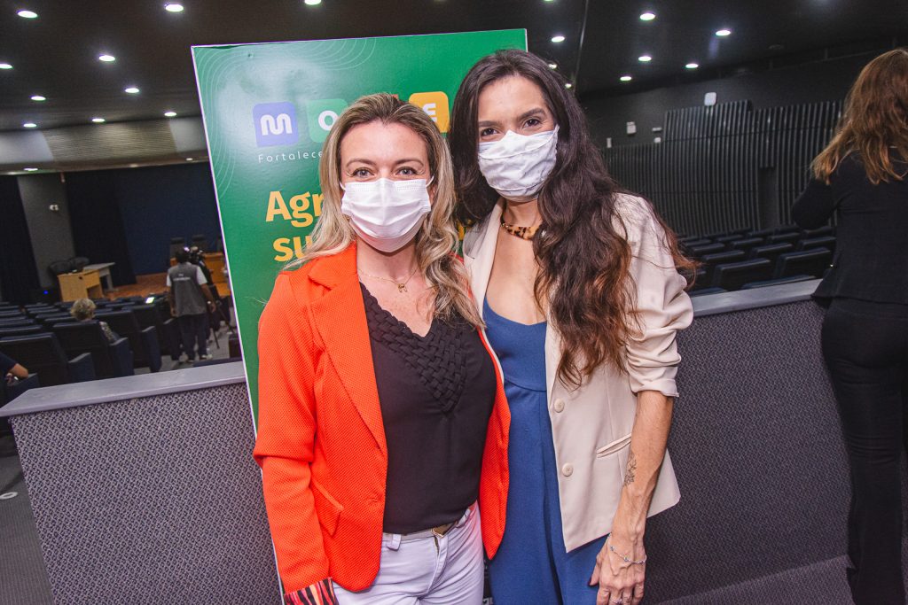 Aline Soares E Mariana Fontenele