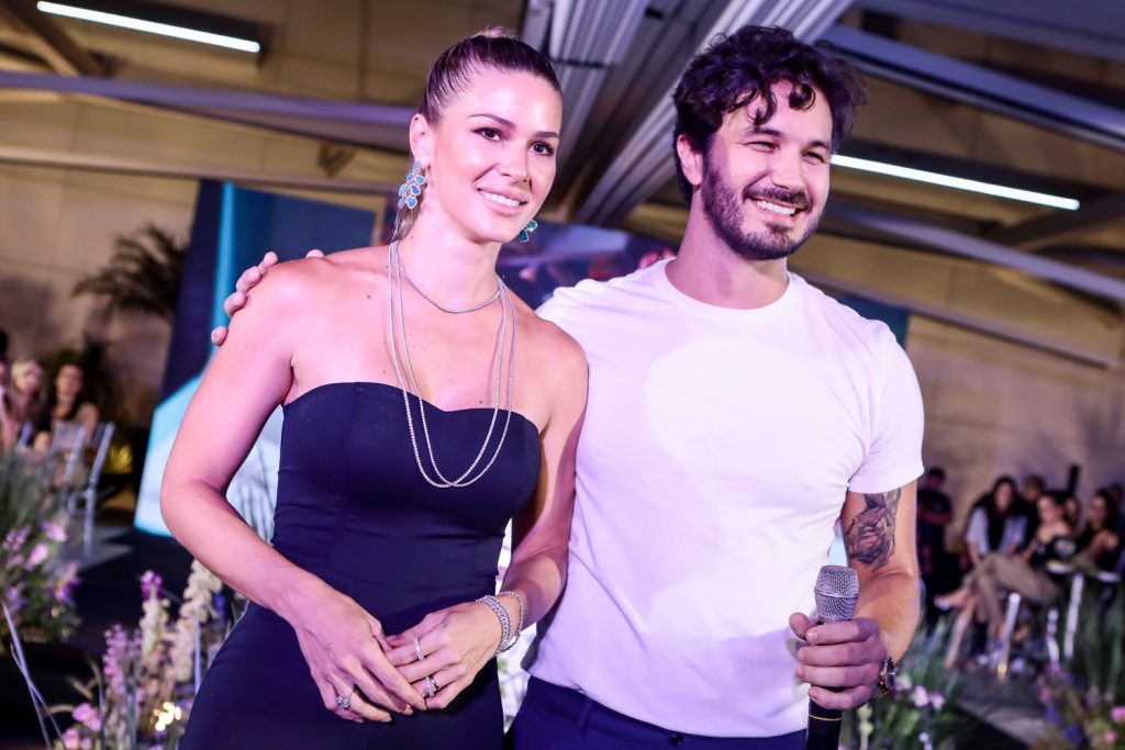 
				Bruna Waleska E Levi Castelo Branco
				