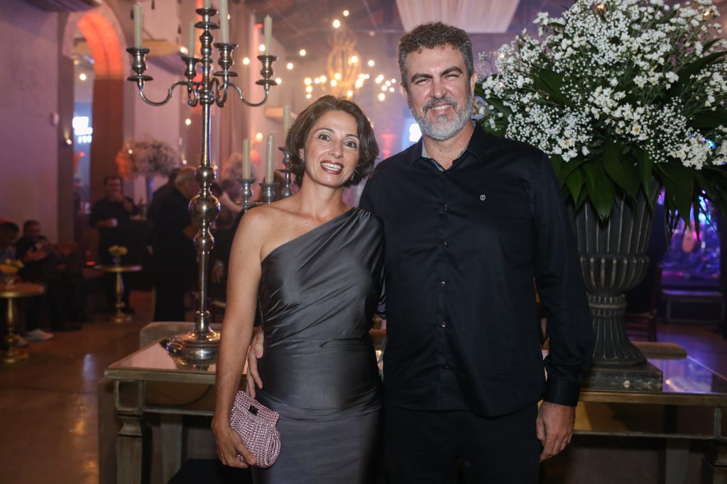 Camilla Araujo E Luiz Achilles