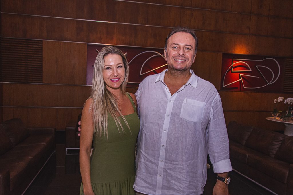 Carmen Rangel E Adriano Nogueira