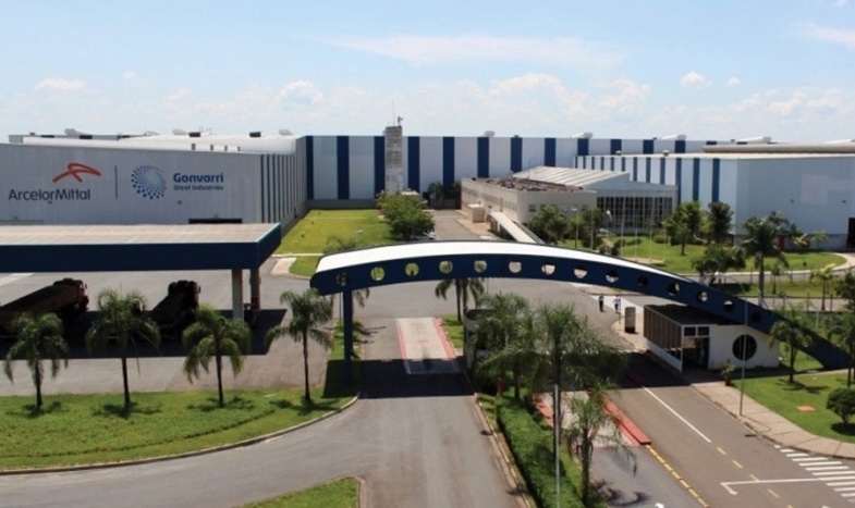 Arcelor vai investir no Brasil. Como sempre!