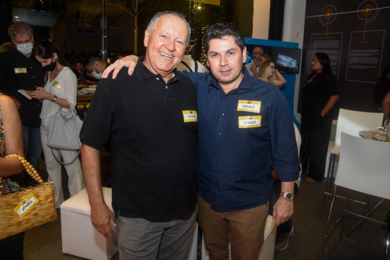 Espaço Nosso Meio - Turma da comunicação se encontra no novo hub de comunicação do Jardins Open Mall